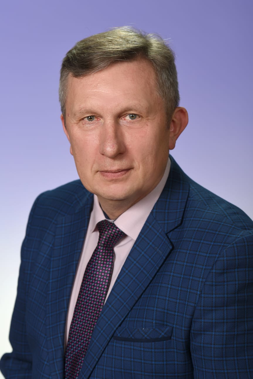 Якушев Николай Николаевич.